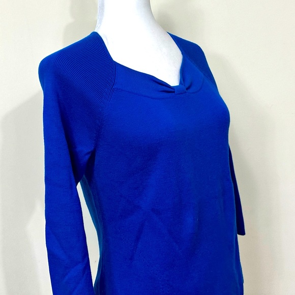 NWOT EVIE Blue Knit w Twist Front & Square V-Neck 3/4 Sleeves Pullover Top S - Picture 5 of 12
